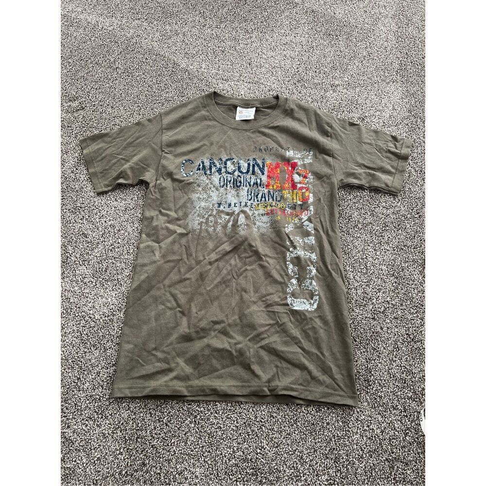 Caribbean Side Men’s small Cancun Mexico tshirt